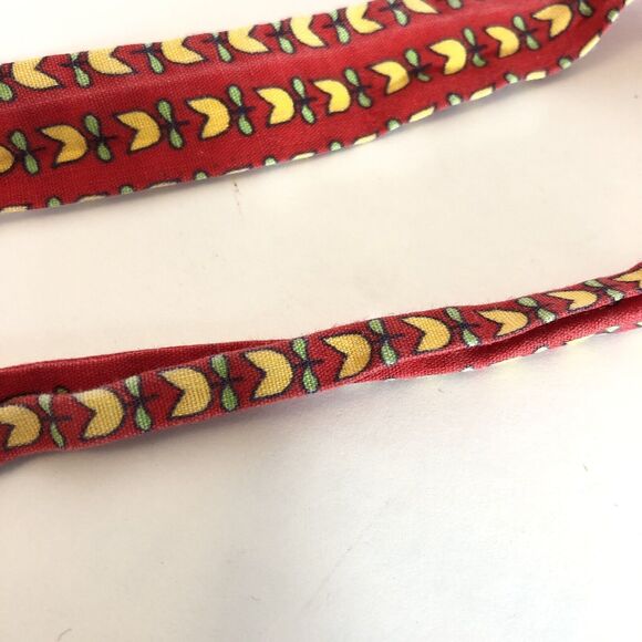 Vintage Child's Apron with Large Pockets, Red and Yellow Floral Pattern - Picture 5 of 7